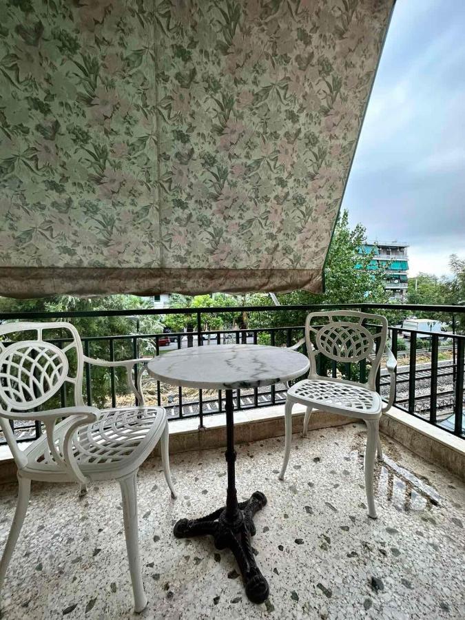 Cozy Apartment At Gazi Square Athens Exterior photo